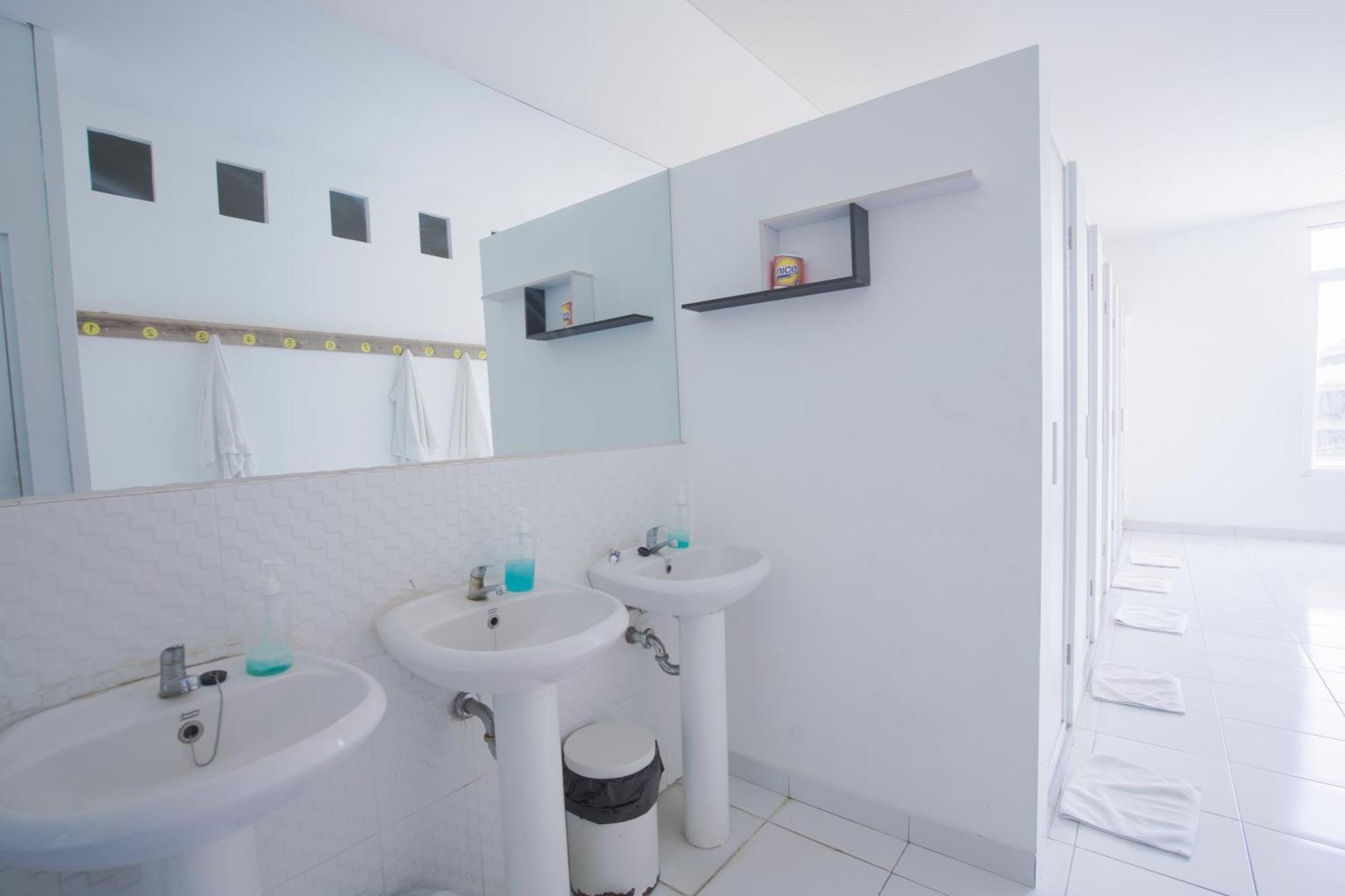 Capsule Inn Bali Легіан Екстер'єр фото